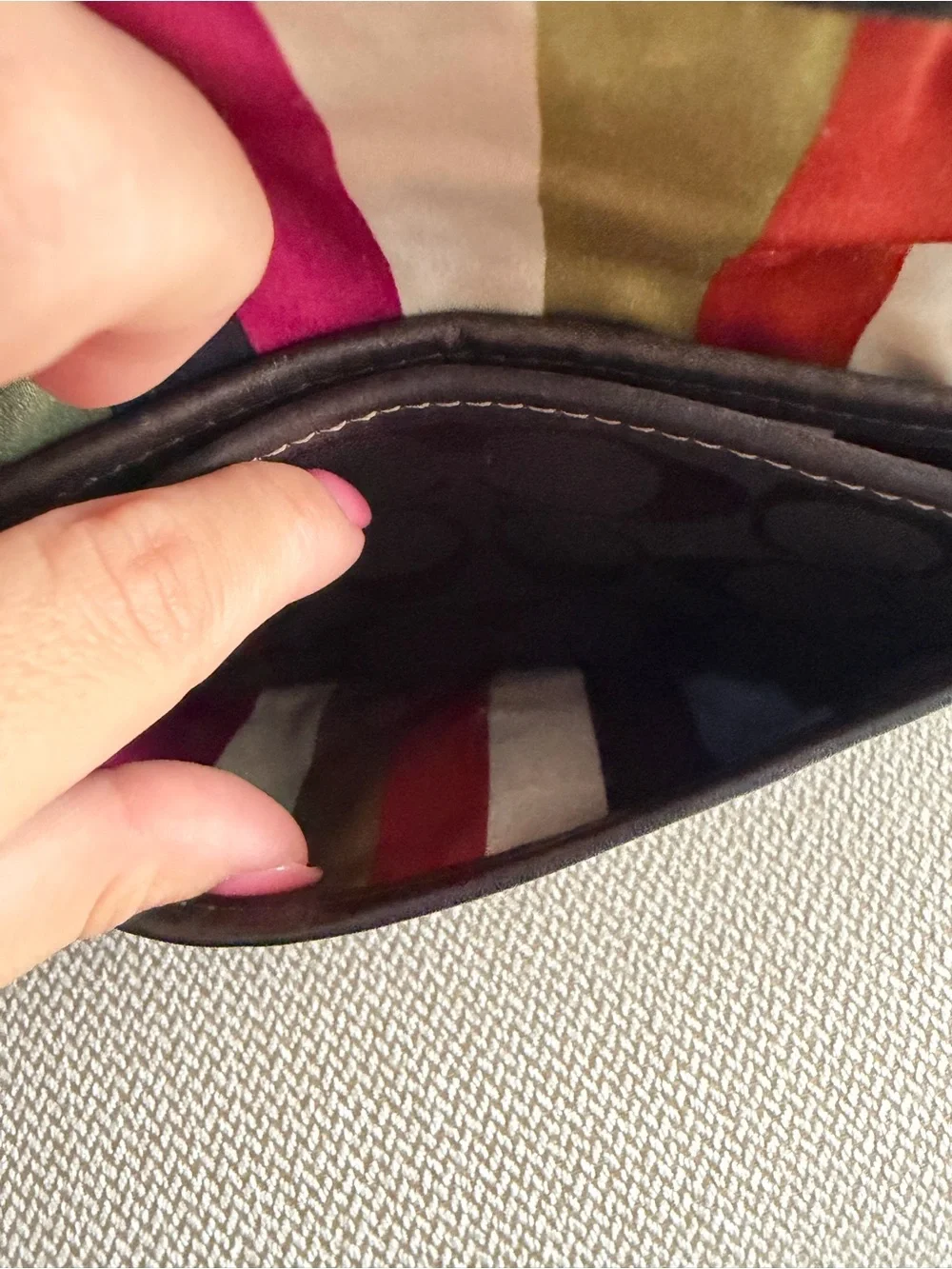 Coach Legacy Signature Jacquard Turnlock Wristlet - Picture 5 of 9